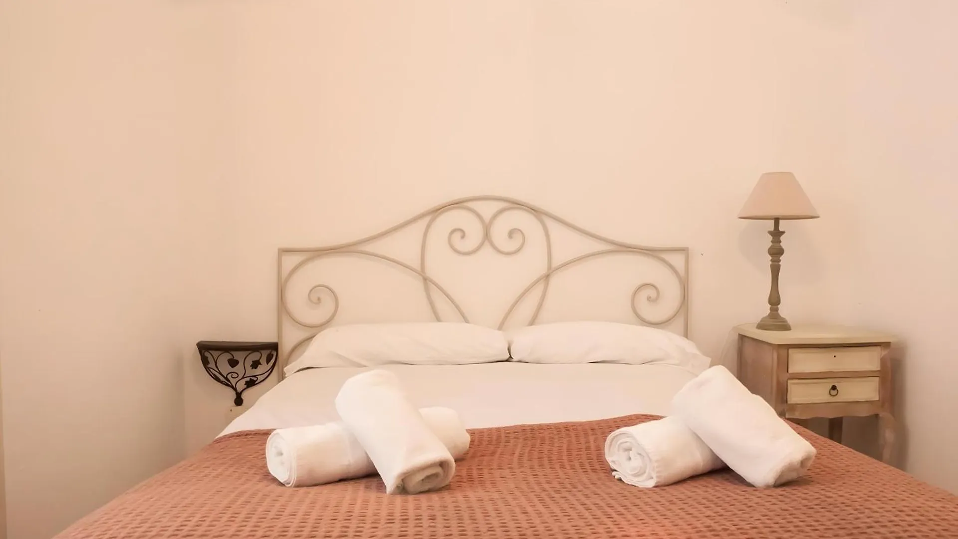 Romantico, Tranquilo, Centrico Seville Spain