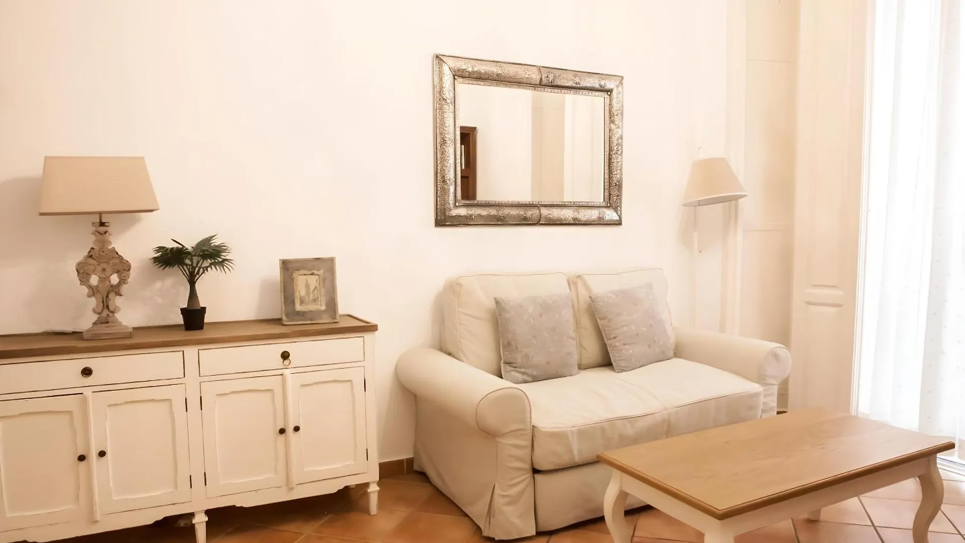 Apartment Romantico, Tranquilo, Centrico Seville